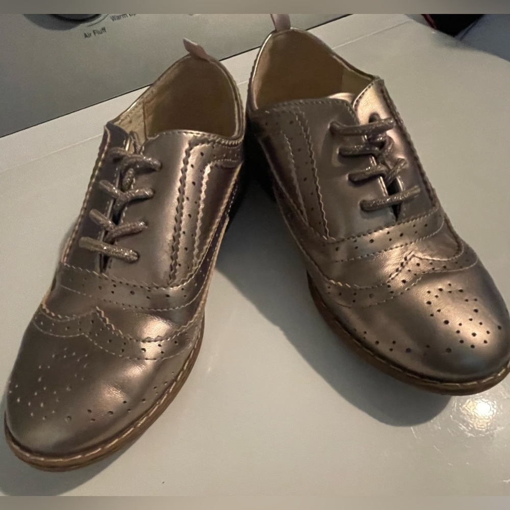 Girls Gap shoes size 2
